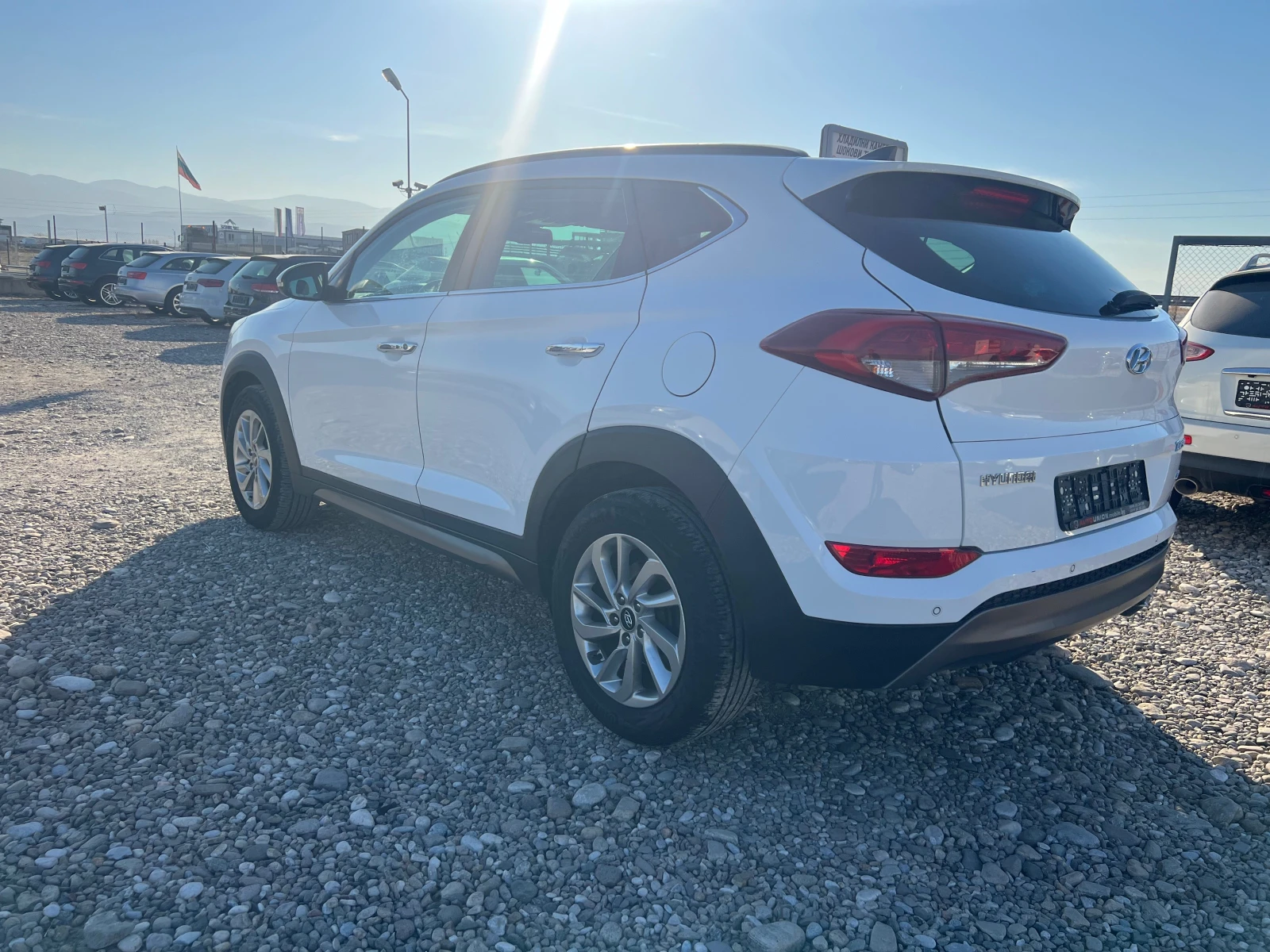 Hyundai Tucson 2.0 CRDI 4X4 - изображение 7