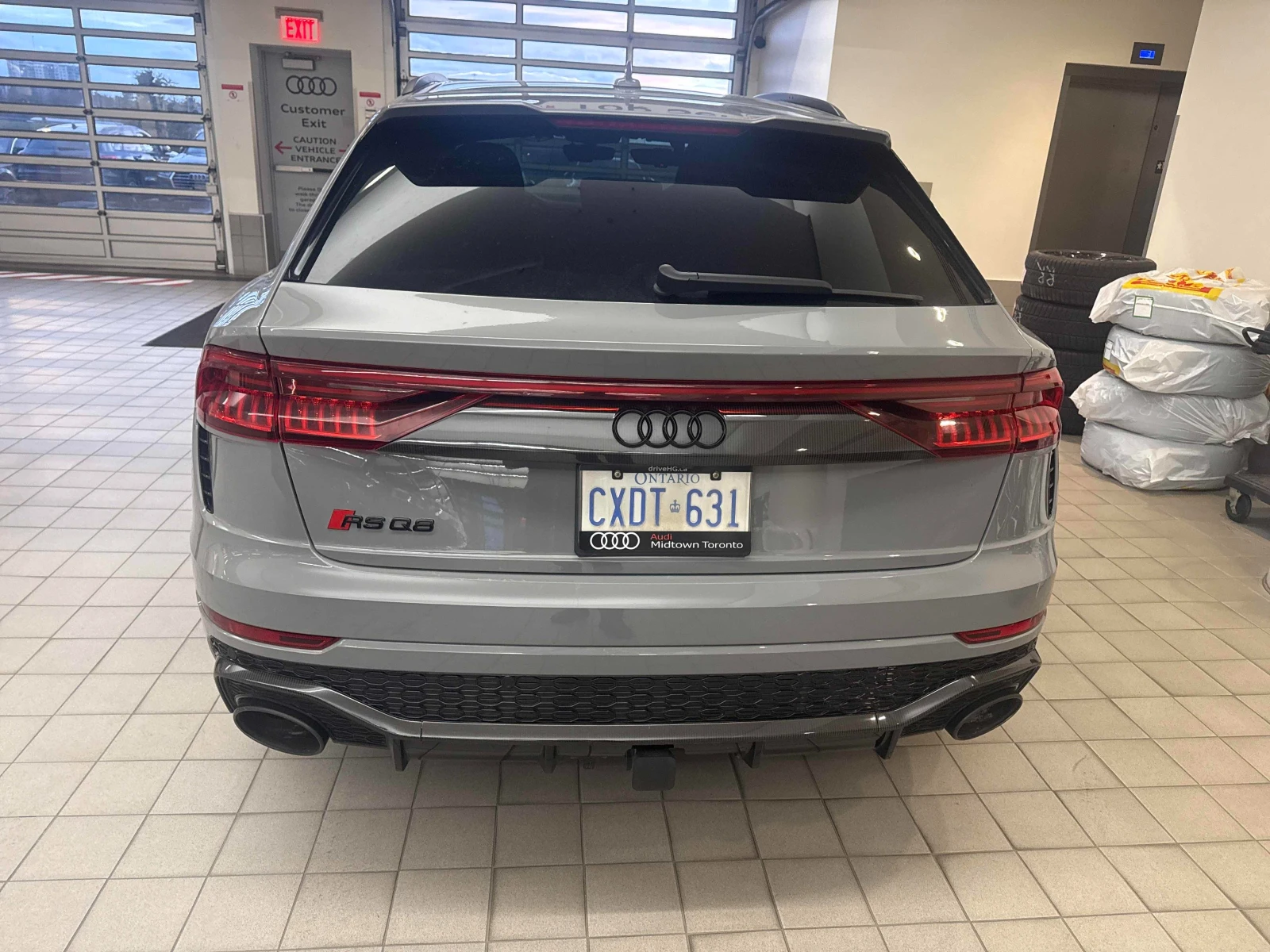 Audi RSQ8 * CARFAX *    | Mobile.bg   5