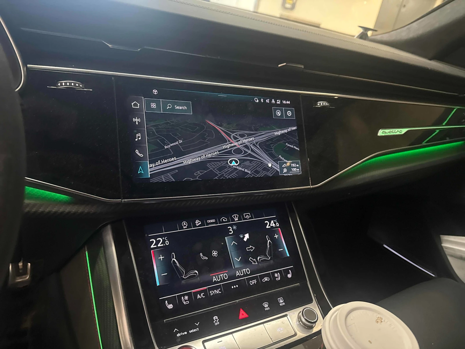 Audi RSQ8 * CARFAX *    | Mobile.bg   8