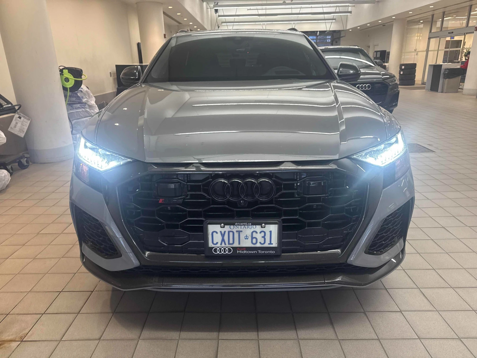 Audi RSQ8 * CARFAX *    | Mobile.bg   2