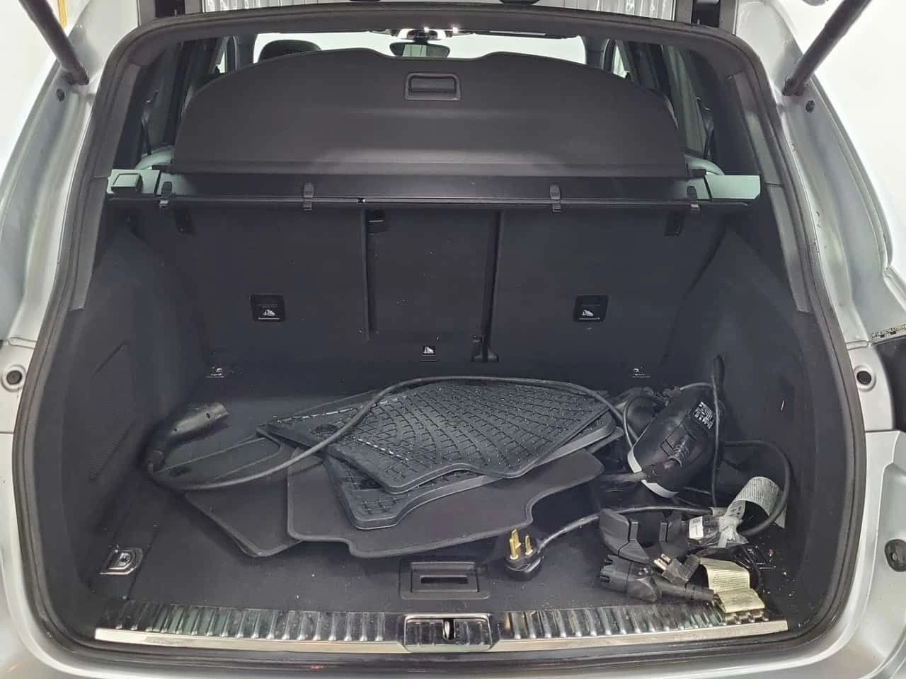 Porsche Cayenne S E HYBRID  CARFAX | Mobile.bg � ����������� 17