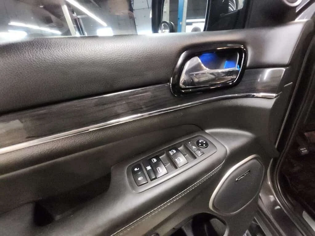 Jeep Grand cherokee * Overland 4x4 * CARFAX * ���� �� �� | Mobile.bg � ����������� 15