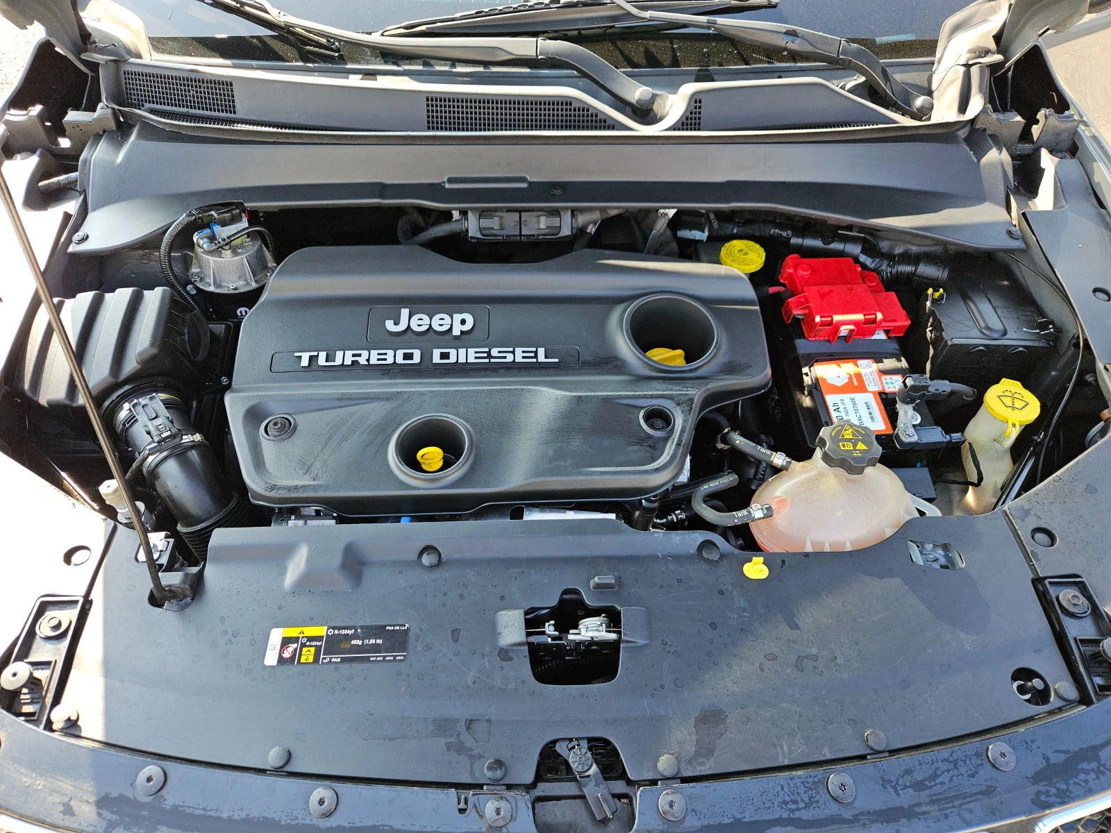 Jeep Compass 2.0D/Limited/4X4/СЕРВИЗНА КНИЖКА/LED/NAVI/БЛУТУТ, снимка 8 - Автомобили и джипове - 53746412