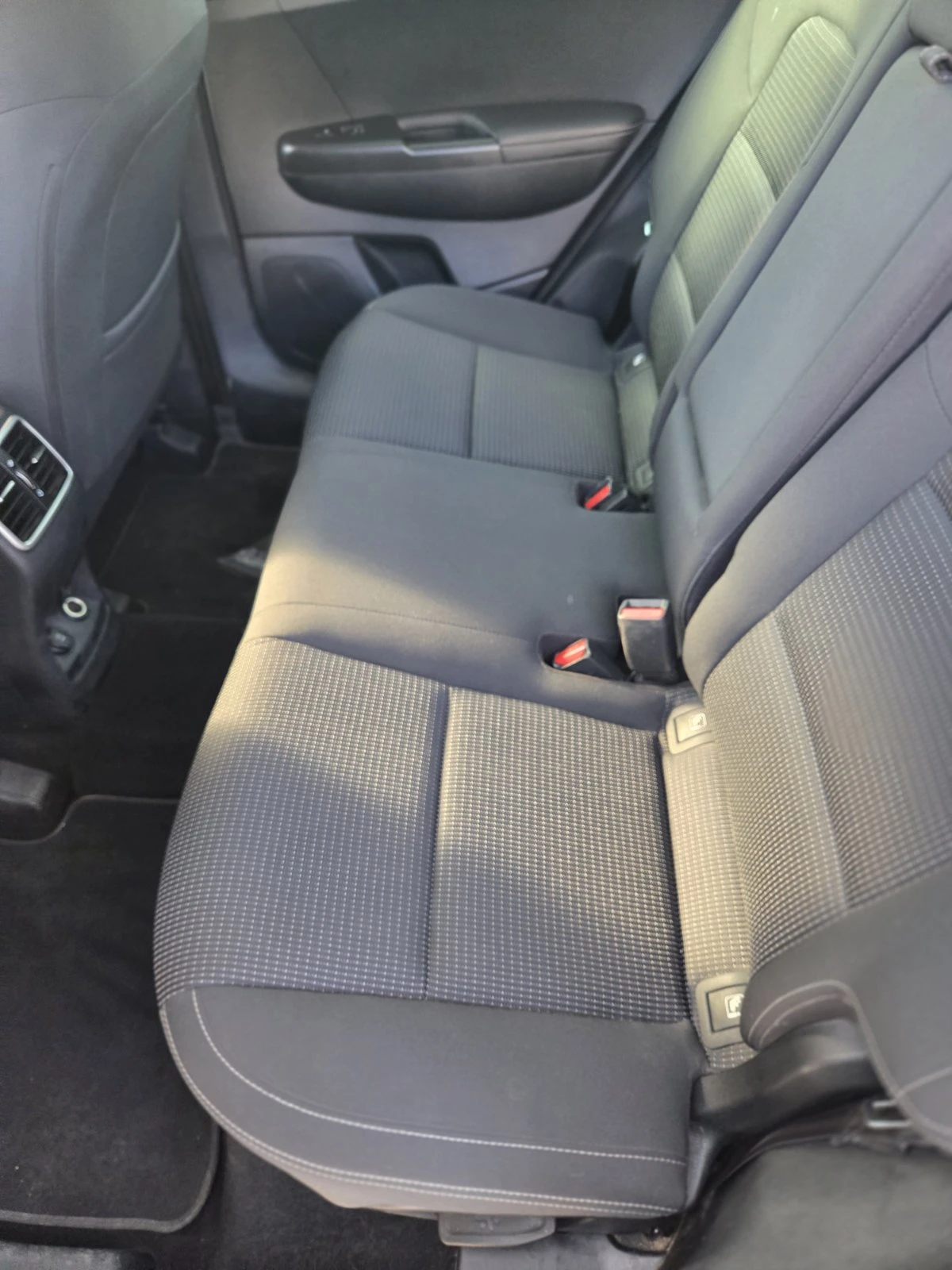 Kia Sportage, снимка 11 - Автомобили и джипове - 53772634