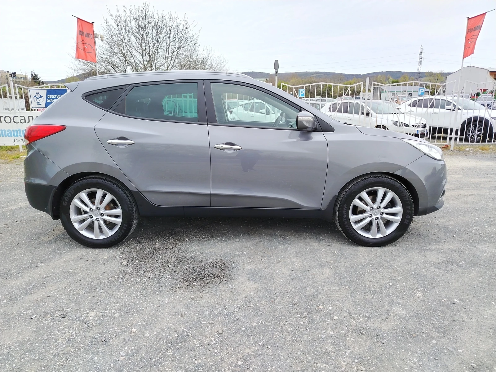 Hyundai IX35 2.0i-163 КС АВТОМАТИК, 4х4, КОЖА, , снимка 4 - Автомобили и джипове - 54214614