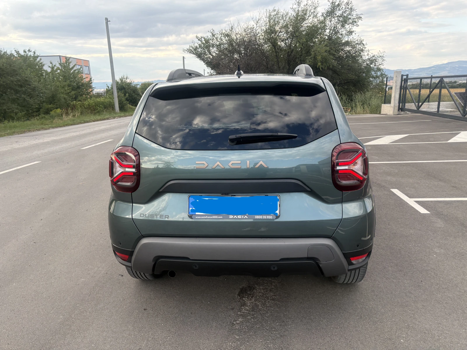 Dacia Duster SUV, снимка 4 - Автомобили и джипове - 55403409