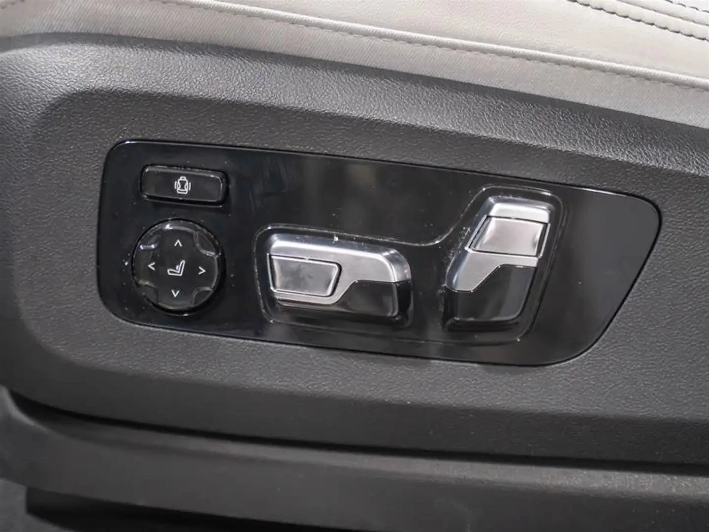 BMW X5 M50i PREMIUM ENHANCED ЦЕНА ДО БЪЛГАРИЯ АВТОКРЕДИТ, снимка 8 - Автомобили и джипове - 55886010