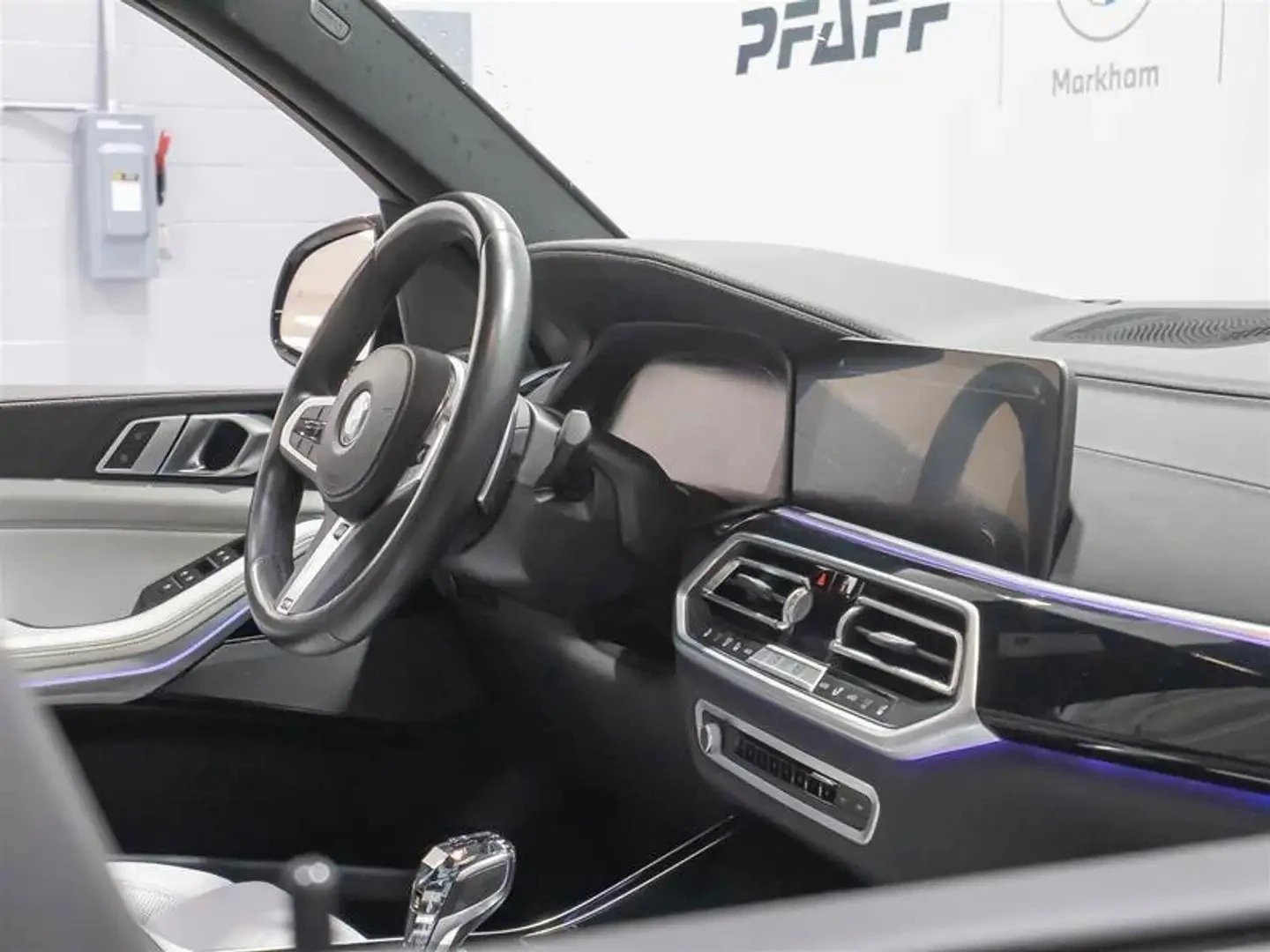 BMW X5 M50i PREMIUM ENHANCED ЦЕНА ДО БЪЛГАРИЯ АВТОКРЕДИТ, снимка 10 - Автомобили и джипове - 55886010