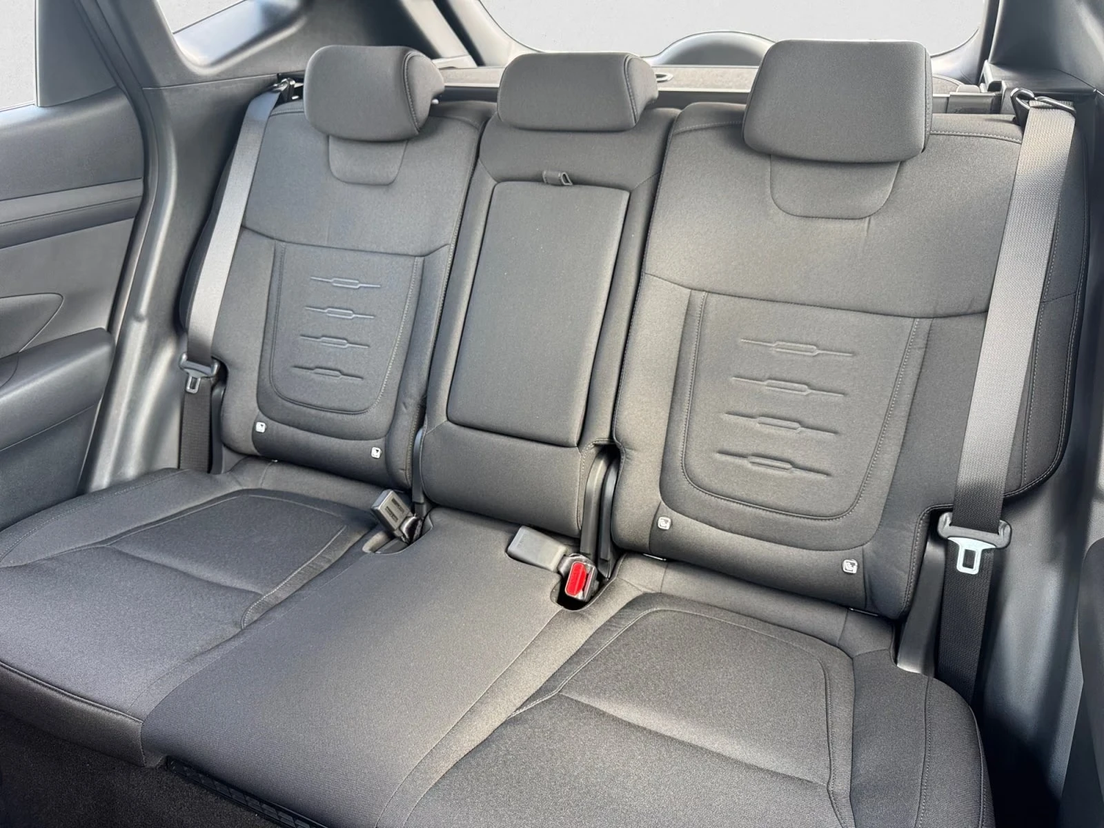 Hyundai Tucson НОВ/HEV 239HP/STYLE/ИЗБОР ЦВЯТ/FWD/CAM/NAVI/338h, снимка 9 - Автомобили и джипове - 56120538