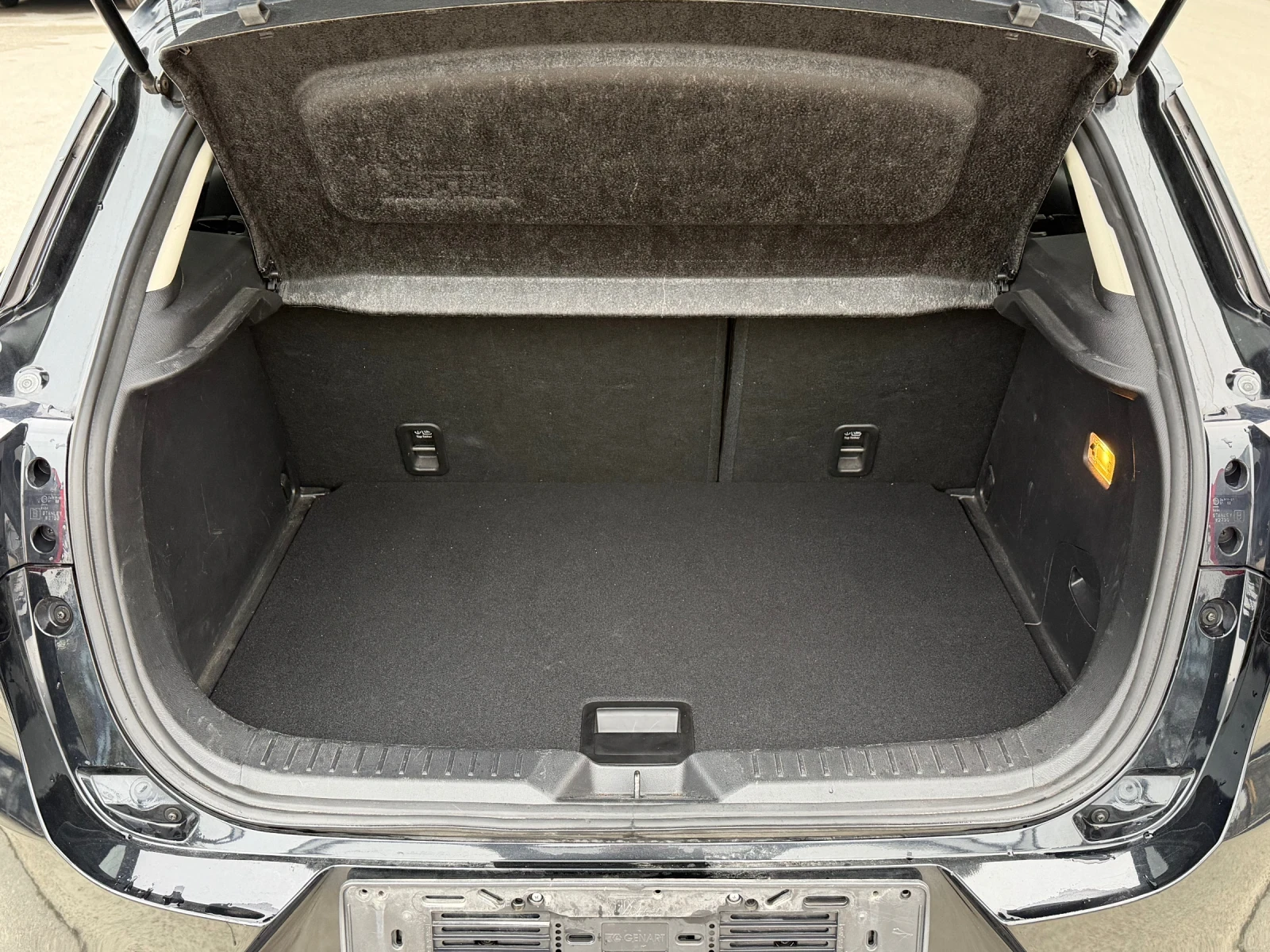 Mazda CX-3 1.5SKY ACTIV ИТАЛИЯ, снимка 10 - Автомобили и джипове - 56617660