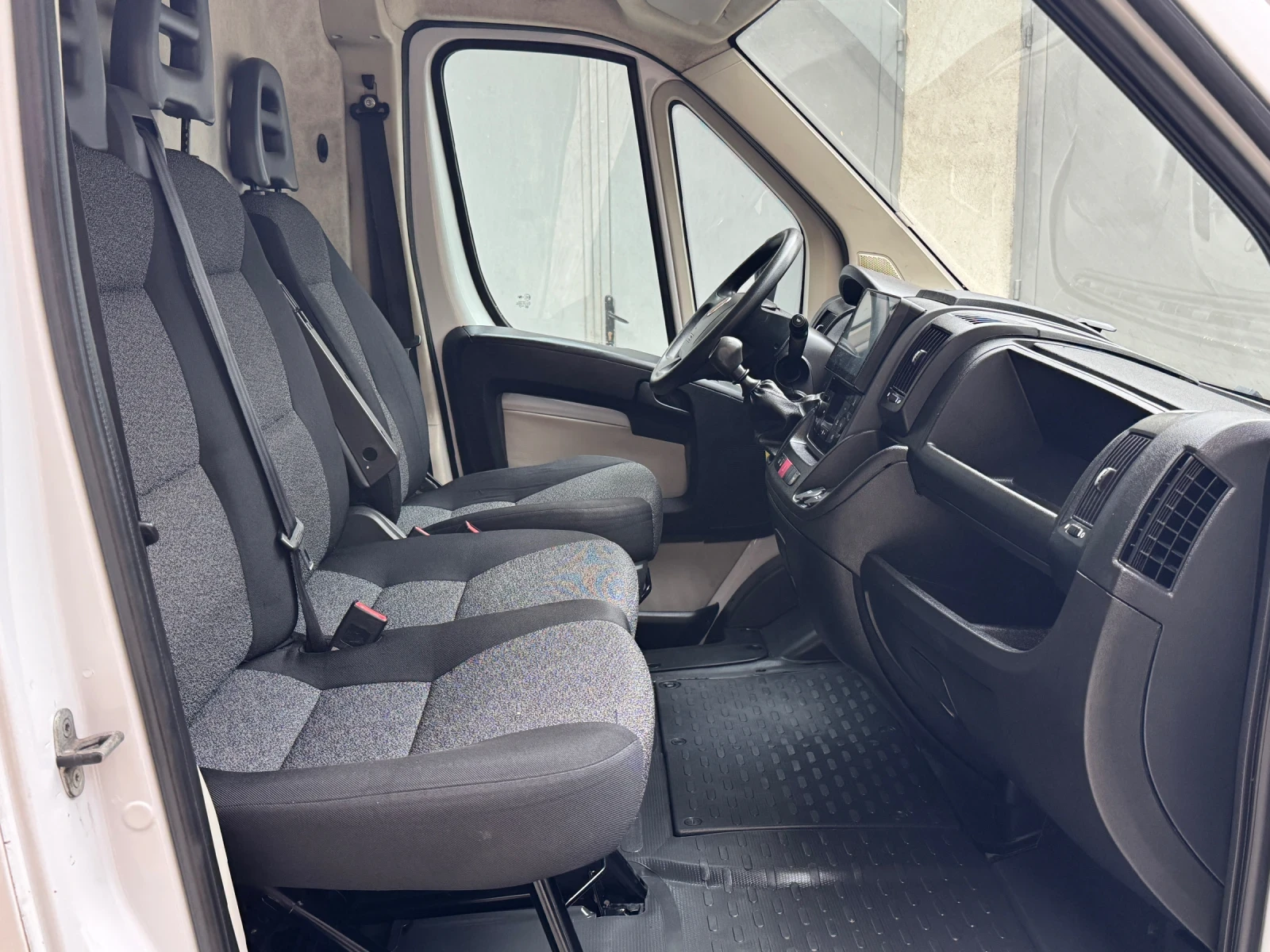 Fiat Ducato 2.3 JTD* Мultidjet * Iveko, снимка 7 - Бусове и автобуси - 54903665