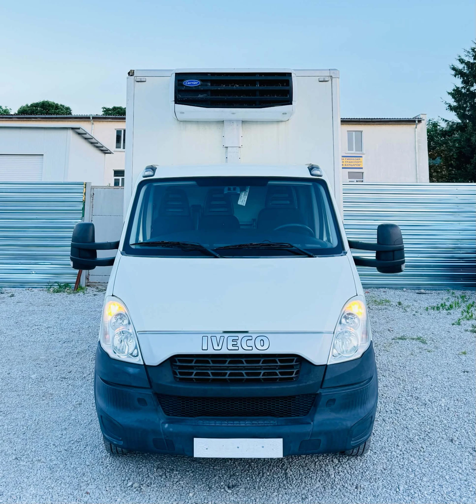 Iveco Daily Фриго -20 /+ 20  Падащ борд със стабилизатори Евро, снимка 6 - Бусове и автобуси - 55008257