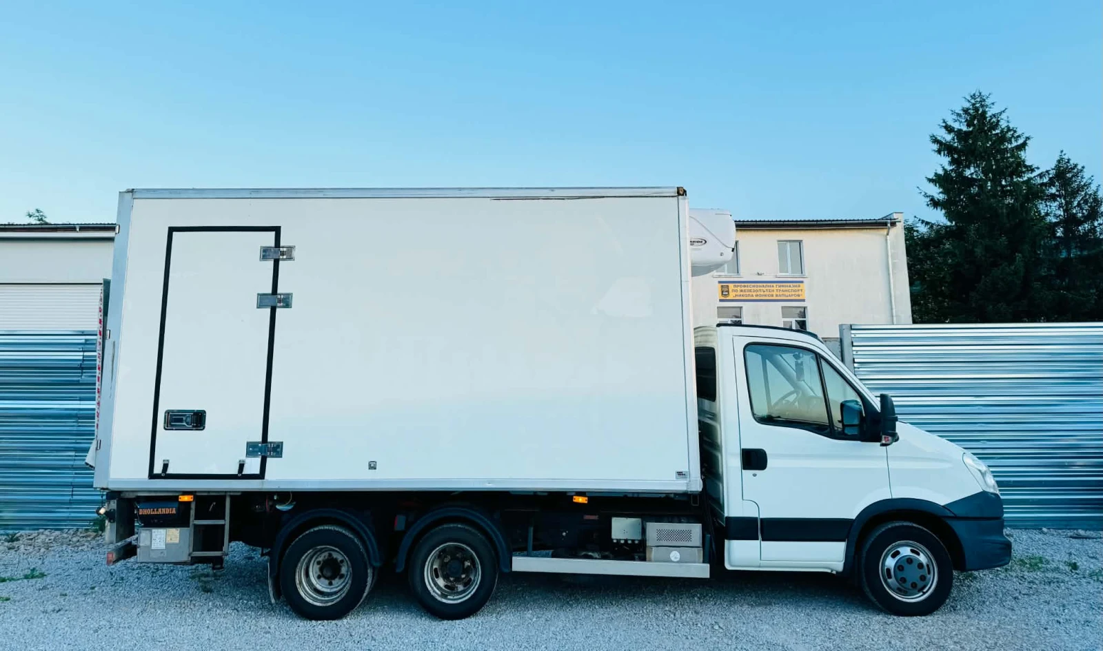 Iveco Daily Фриго -20 /+ 20  Падащ борд със стабилизатори Евро, снимка 5 - Бусове и автобуси - 55008257