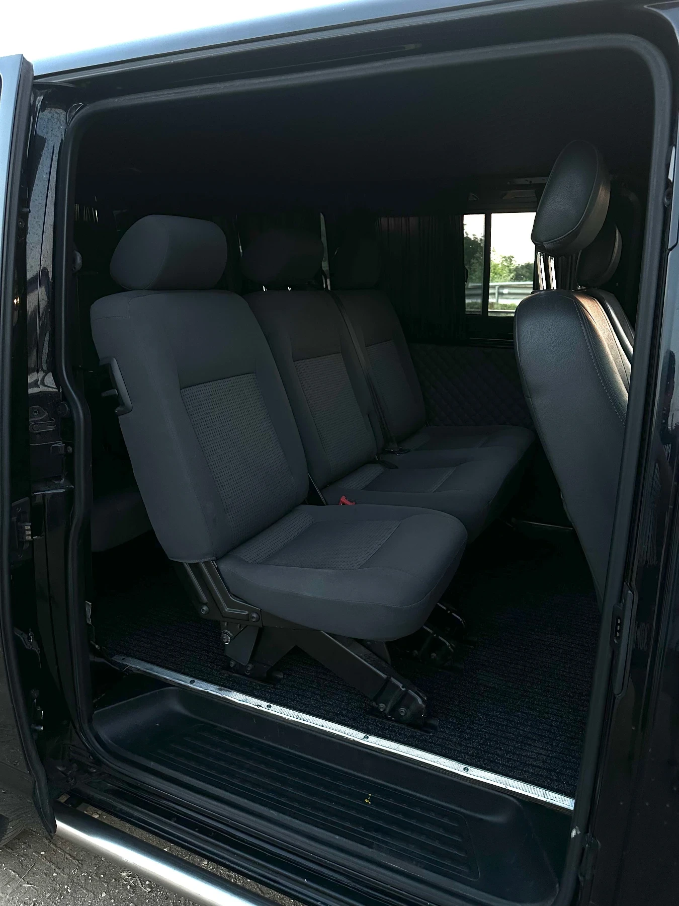 VW T5 5.1 , снимка 13 - Бусове и автобуси - 55056345