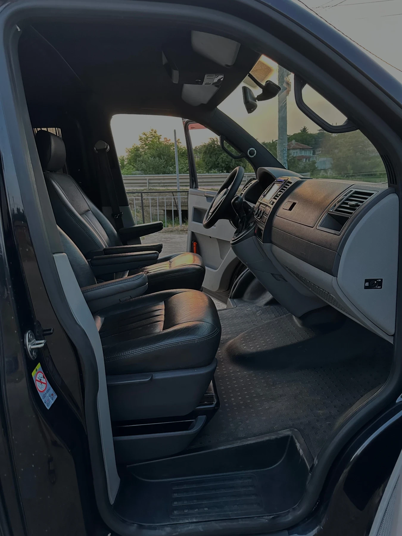 VW T5 5.1 , снимка 9 - Бусове и автобуси - 55056345