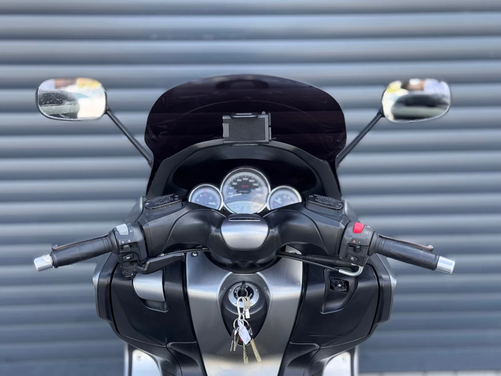 Yamaha T-max  - изображение 7
