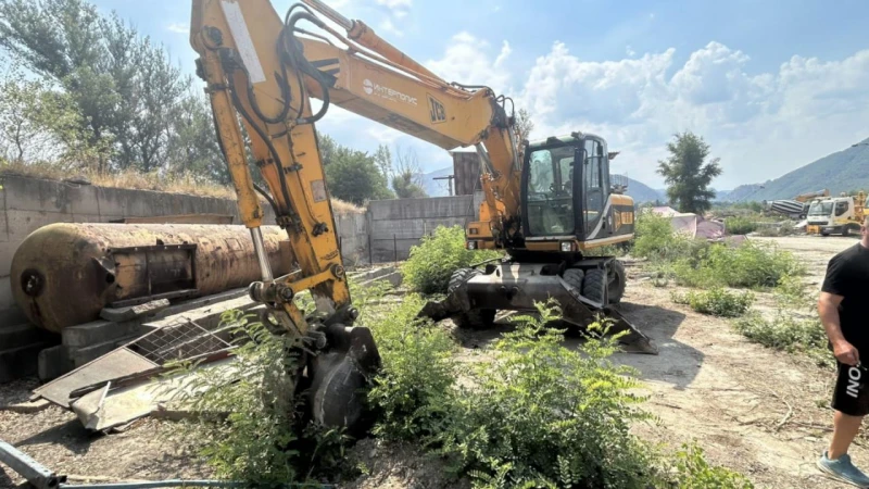 Багер JCB 175W, снимка 2 - Индустриална техника - 51590026