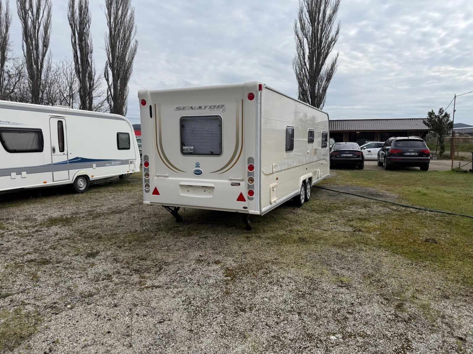 Каравана Bailey SENATOR 6 , снимка 5 - Каравани и кемпери - 54071342