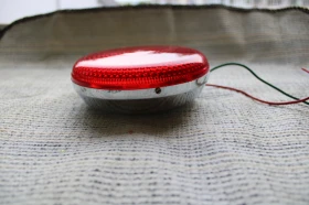 Габаритна светлина - червена, снимка 2