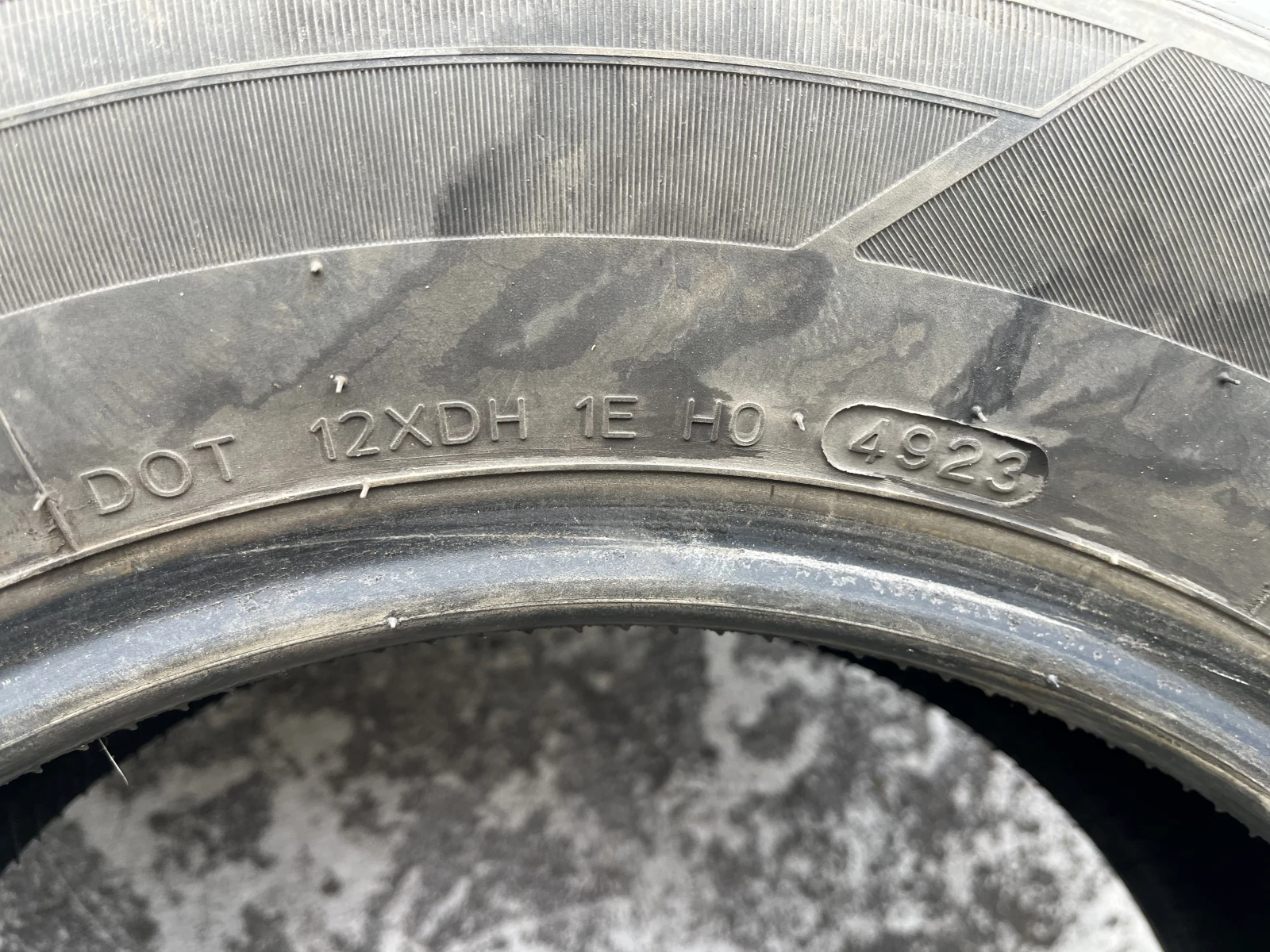 Гуми Летни 195/65R15, снимка 4 - Гуми и джанти - 53945198