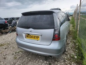 Mitsubishi Grandis 2.4 auto, снимка 3