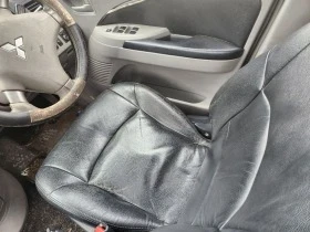 Mitsubishi Grandis 2.4 auto, снимка 6