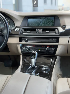 BMW 520 * Сменени Вериги* РЕГИСТРИРАН* Панорама Full* Navi, снимка 13