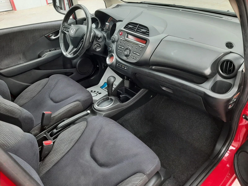 Honda Jazz 1.4i-VTEC AUTOMATIC PANORAMA , снимка 13 - Автомобили и джипове - 49557370