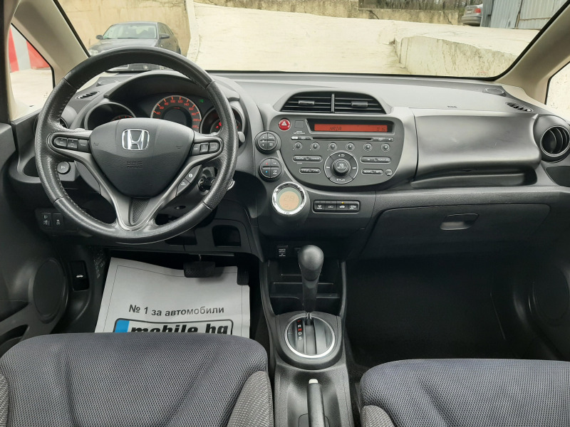 Honda Jazz 1.4i-VTEC AUTOMATIC PANORAMA , снимка 10 - Автомобили и джипове - 44795084