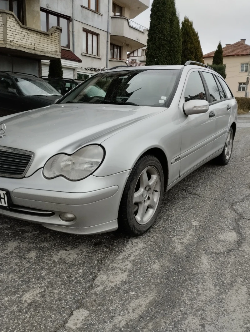 Mercedes-Benz C 220 220 CDI, снимка 6 - Автомобили и джипове - 47345864