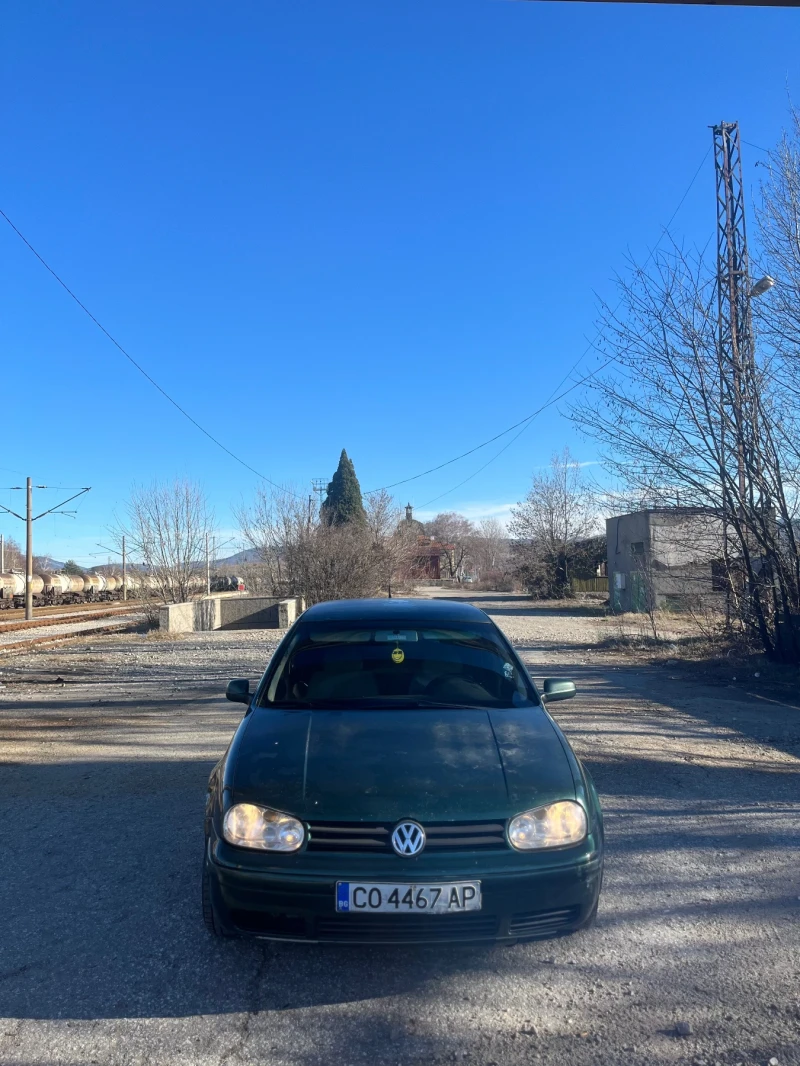 VW Golf 4, снимка 1 - Автомобили и джипове - 48405051