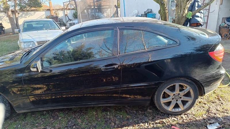 Mercedes-Benz C 200, снимка 3 - Автомобили и джипове - 48705179