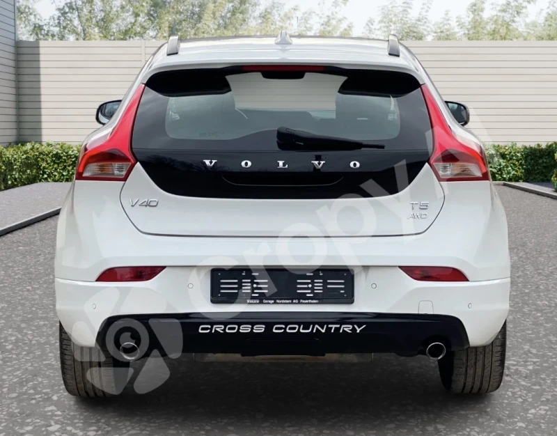 Volvo V40 Cross Country 2.0i-245к.с. 4х4 Автоматик/8-скорости/, снимка 6 - Автомобили и джипове - 49263485