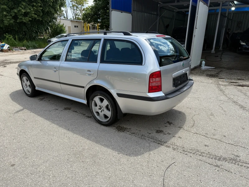 Skoda Octavia 1.8T CH, снимка 6 - Автомобили и джипове - 51892326