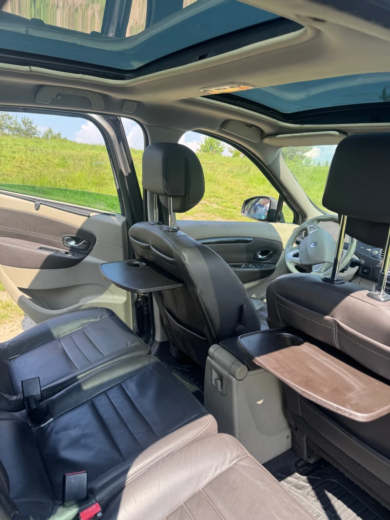Renault Grand scenic 1.6dci/130к.с/7места/BOSE/PANORAMA/Кожен салон, снимка 6 - Автомобили и джипове - 52474310