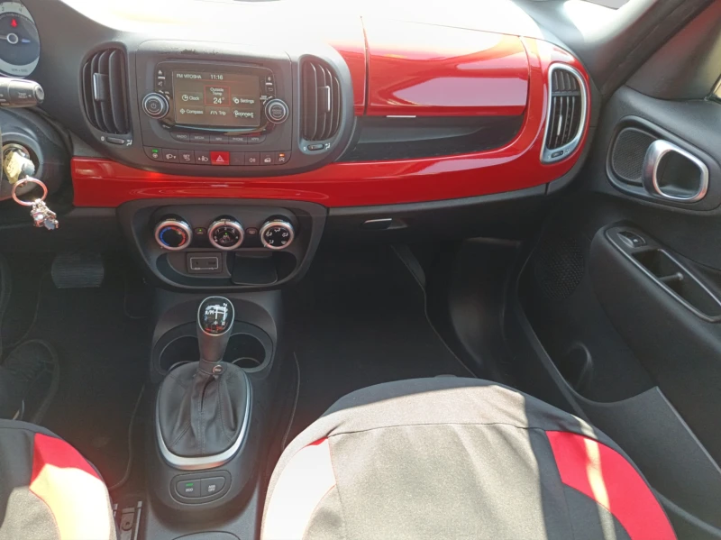 Fiat 500L, снимка 12 - Автомобили и джипове - 51669787