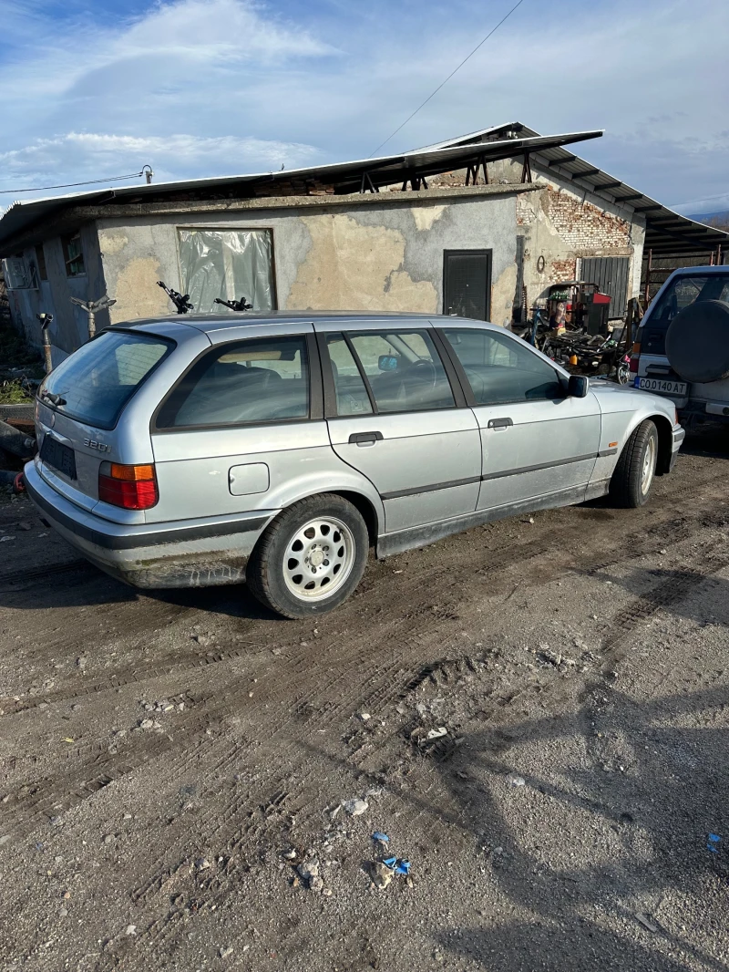 BMW 320 320i, снимка 2 - Автомобили и джипове - 52724219