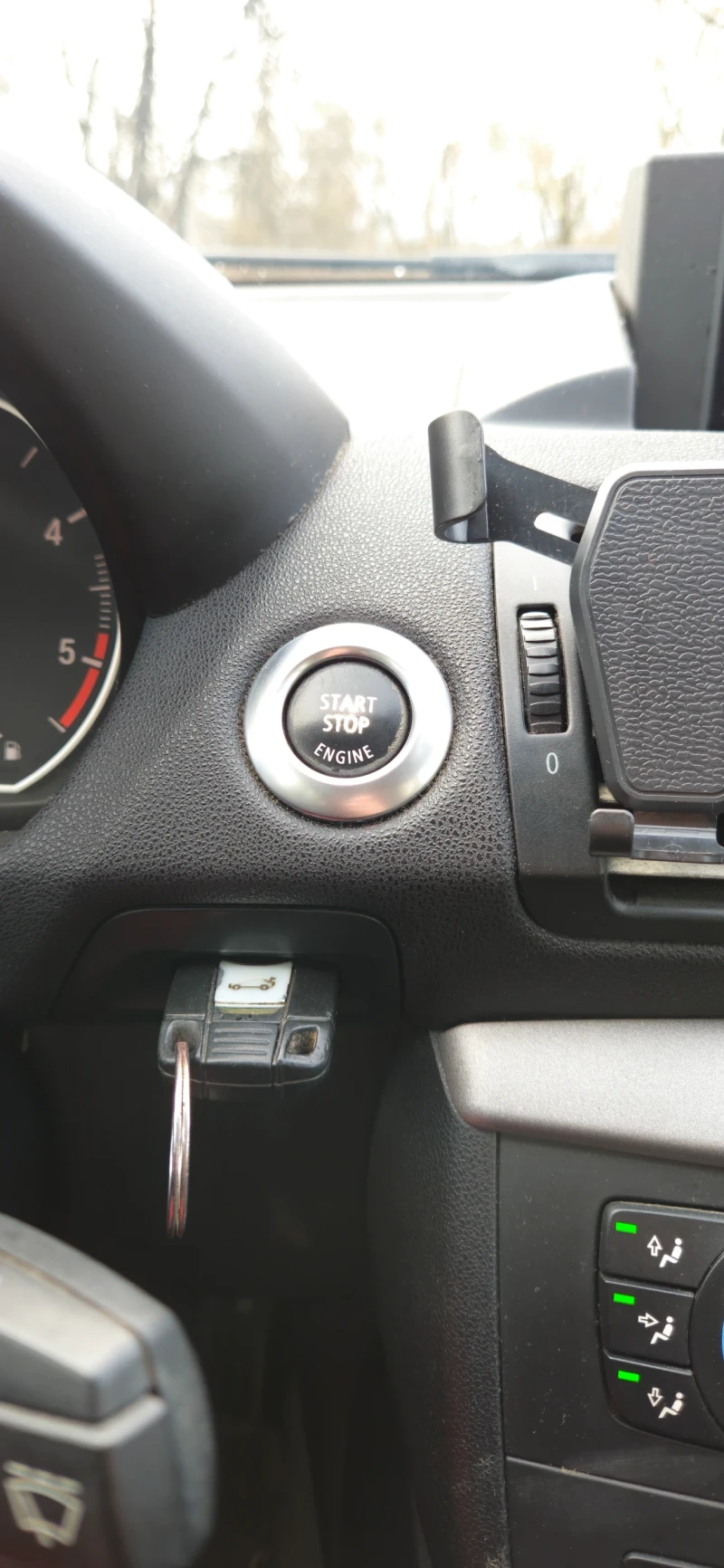 BMW 118, снимка 12 - Автомобили и джипове - 53379309