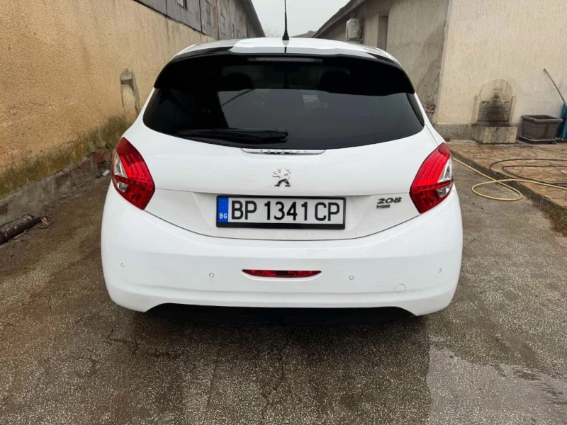 Peugeot 208, снимка 3 - Автомобили и джипове - 53600336