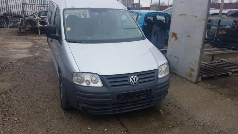 VW Caddy Maksi 2.0TDI BMM, снимка 1 - Автомобили и джипове - 42072255