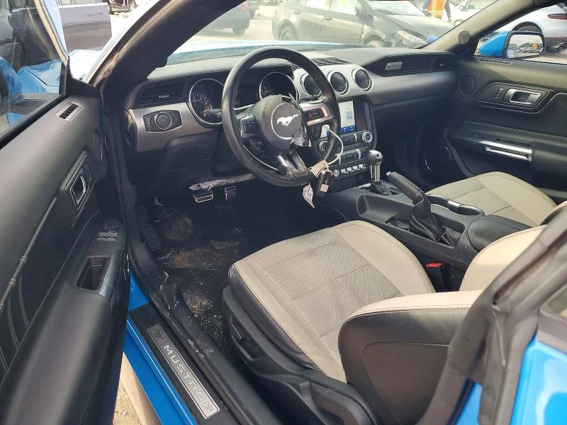 Ford Mustang 2.3L 4 Rear-wheel drive, снимка 11 - Автомобили и джипове - 53344172