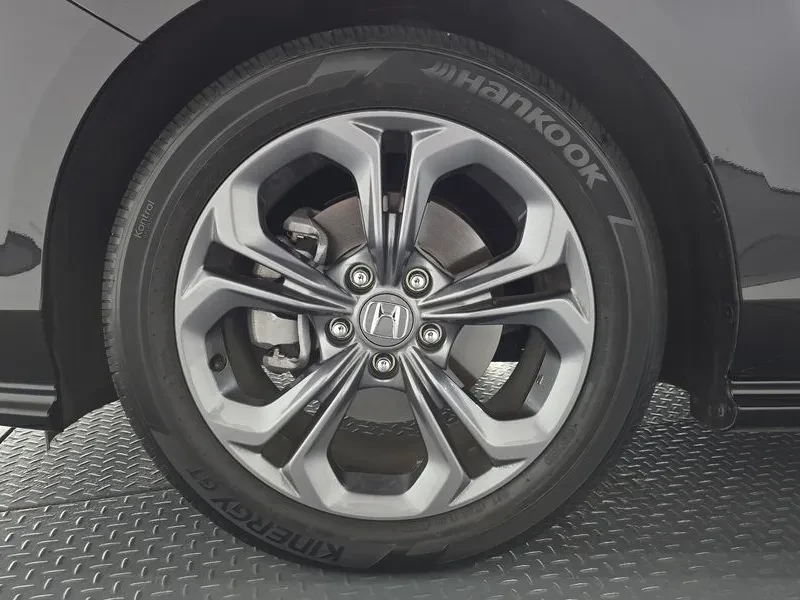 Honda Accord 11Th Generation 1.5 Turbo, снимка 5 - Автомобили и джипове - 55044932