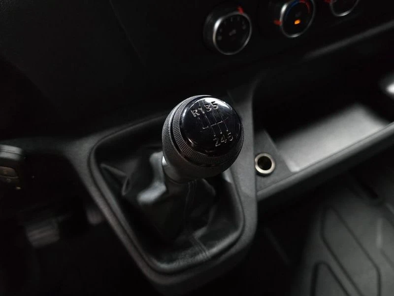 Renault Samsung Master 2.3 m9t Manual КРАЙНА ЦЕНА: 24782 EUR !!!РЕАЛНА КР, снимка 9 - Автомобили и джипове - 55969338