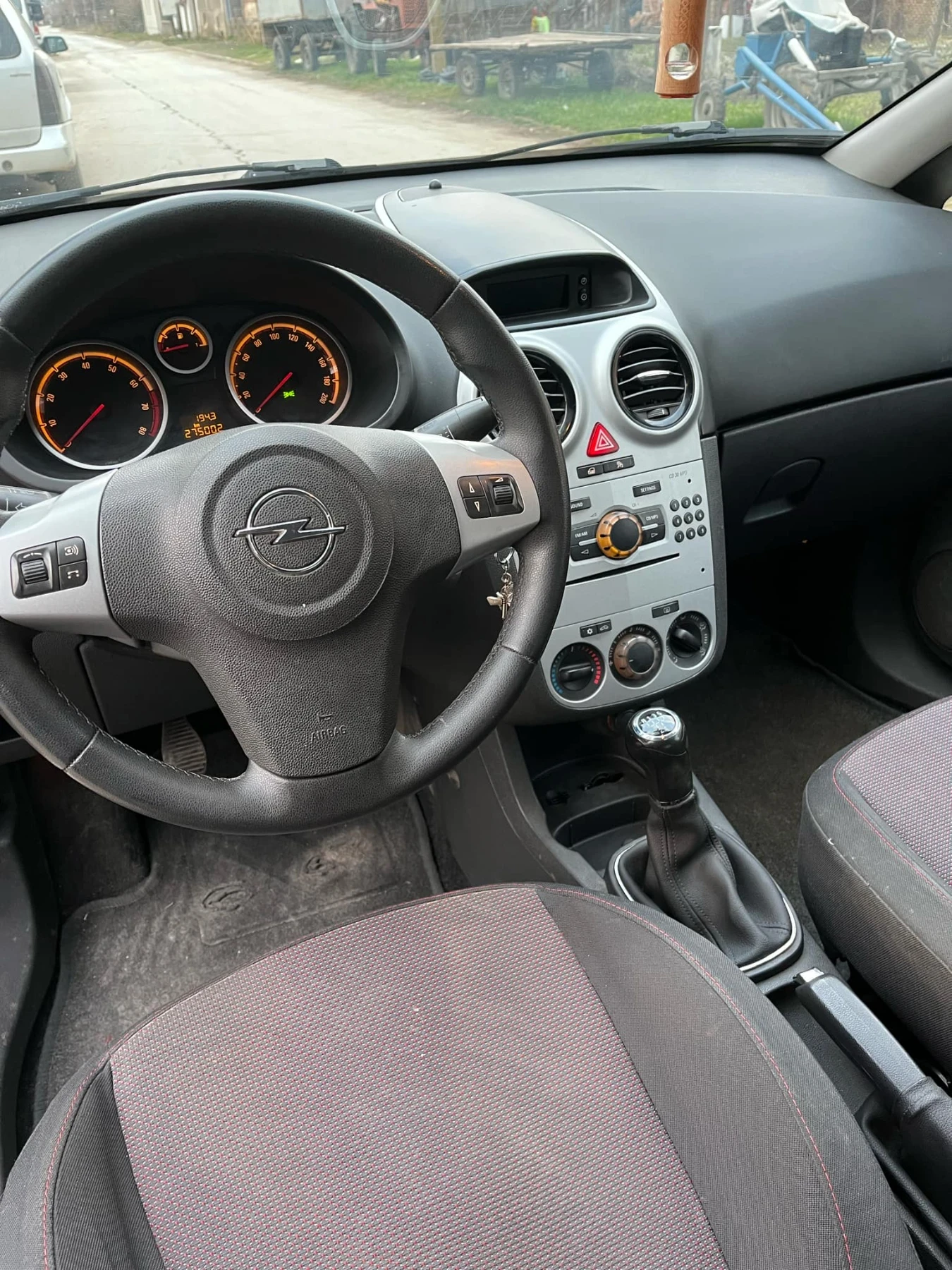 Opel Corsa  - изображение 5