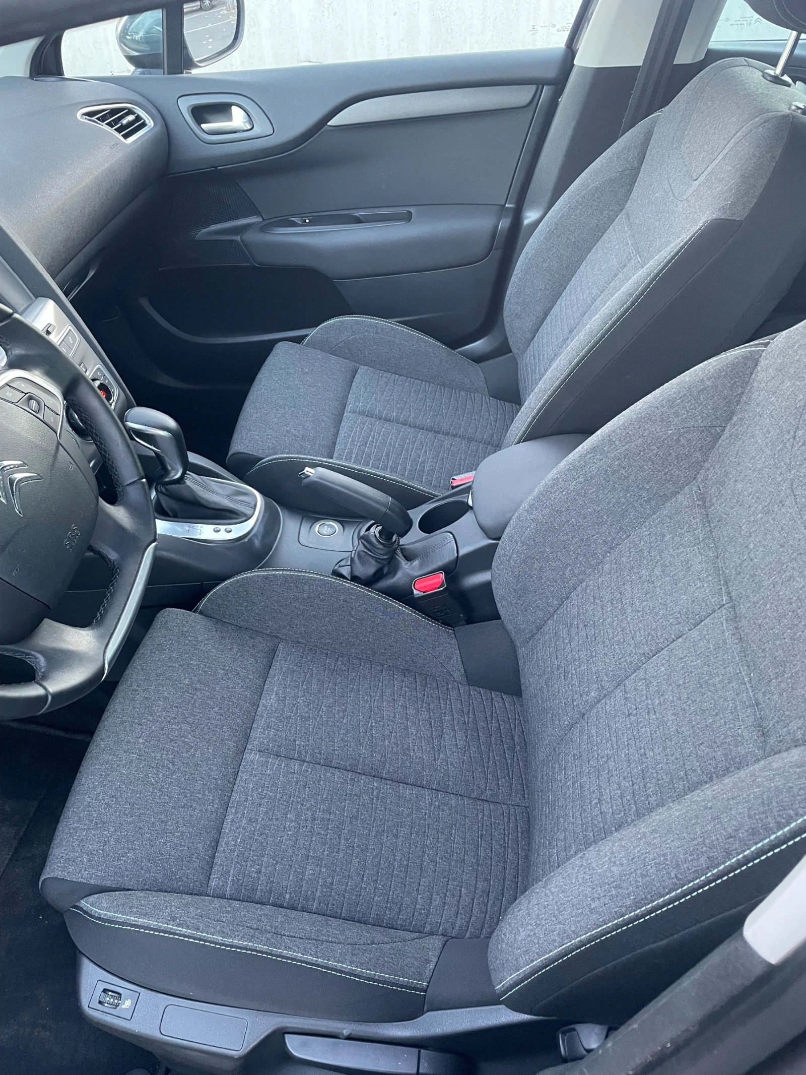 Citroen C4 1.2 KEYLES  - изображение 7