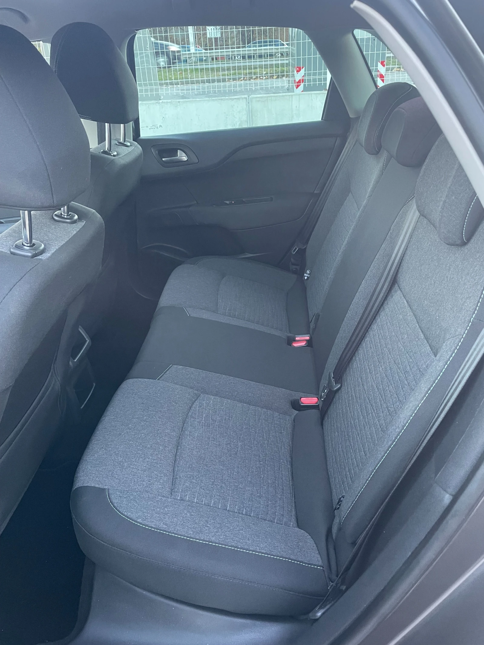 Citroen C4 1.2 KEYLES  - изображение 6
