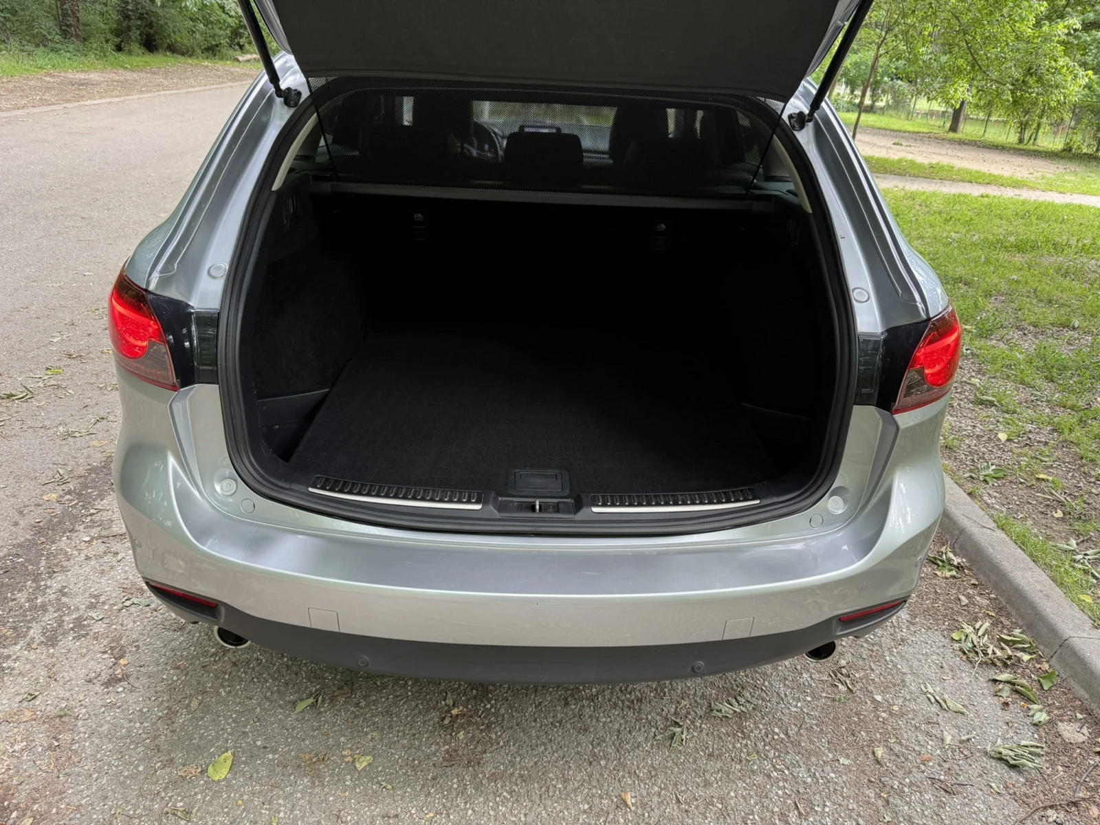 Mazda 6 2.2D Takumi - изображение 10
