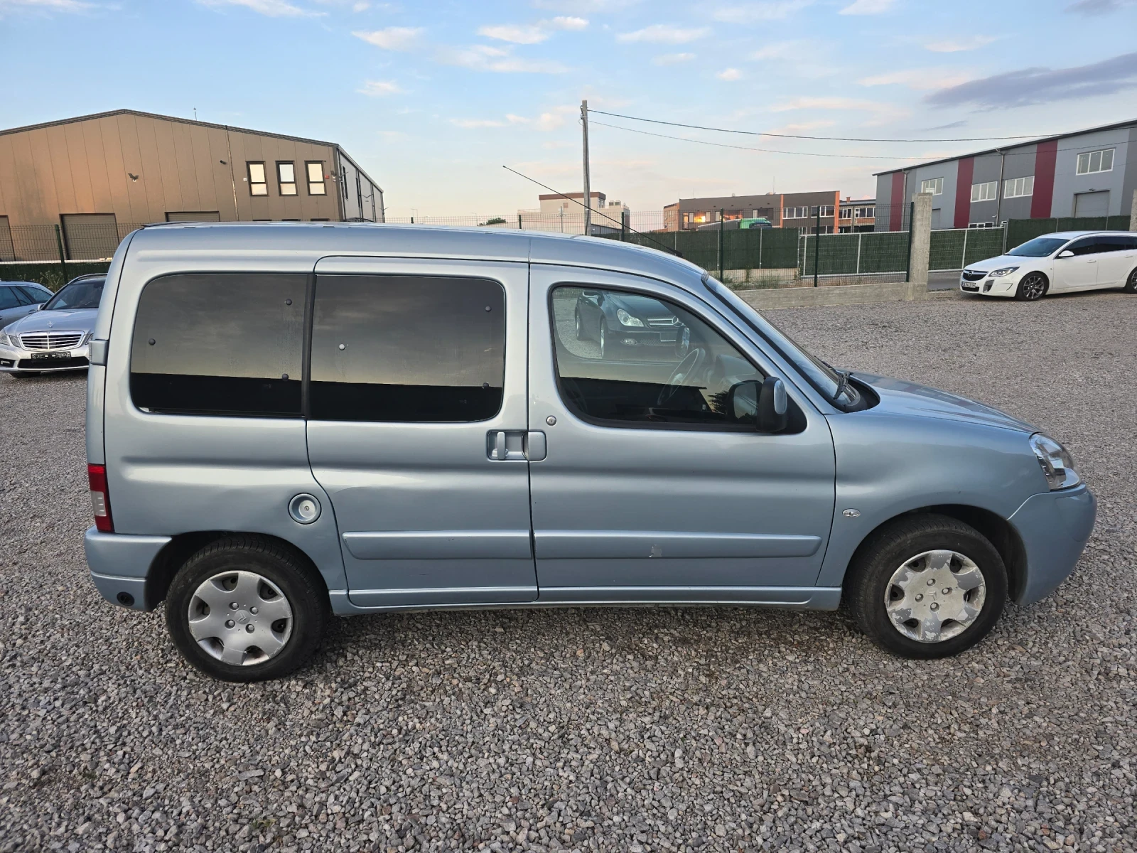 Citroen Berlingo 1.6 Бензин-ГАЗ - изображение 6