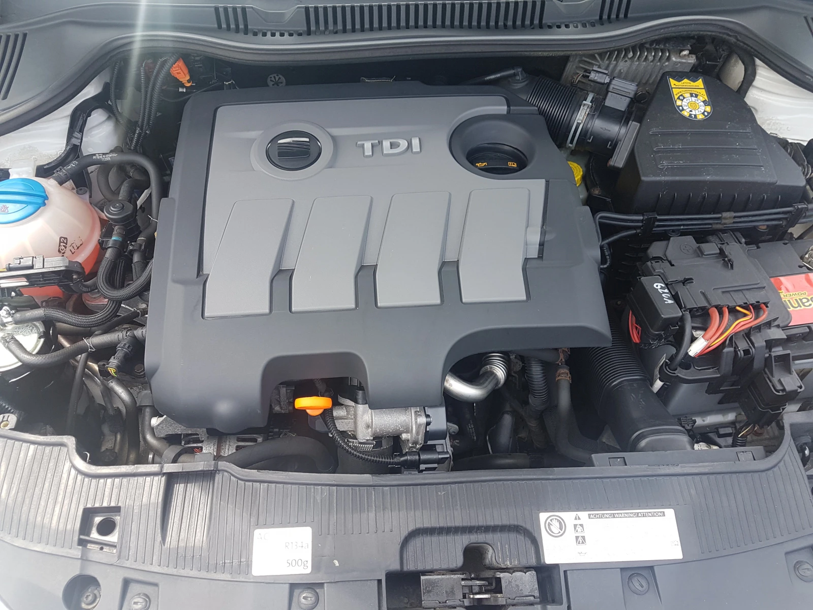Seat Ibiza 1.6TDI 105кс - изображение 9