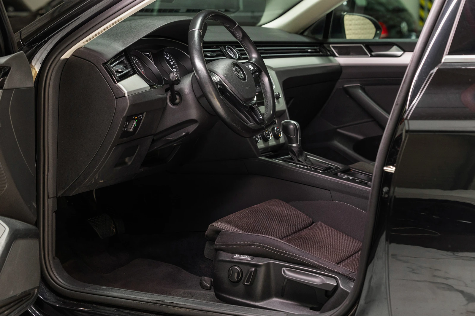 VW Passat * DSG * ERGOComfort * 1 СОБСТВЕНИК *  - изображение 7